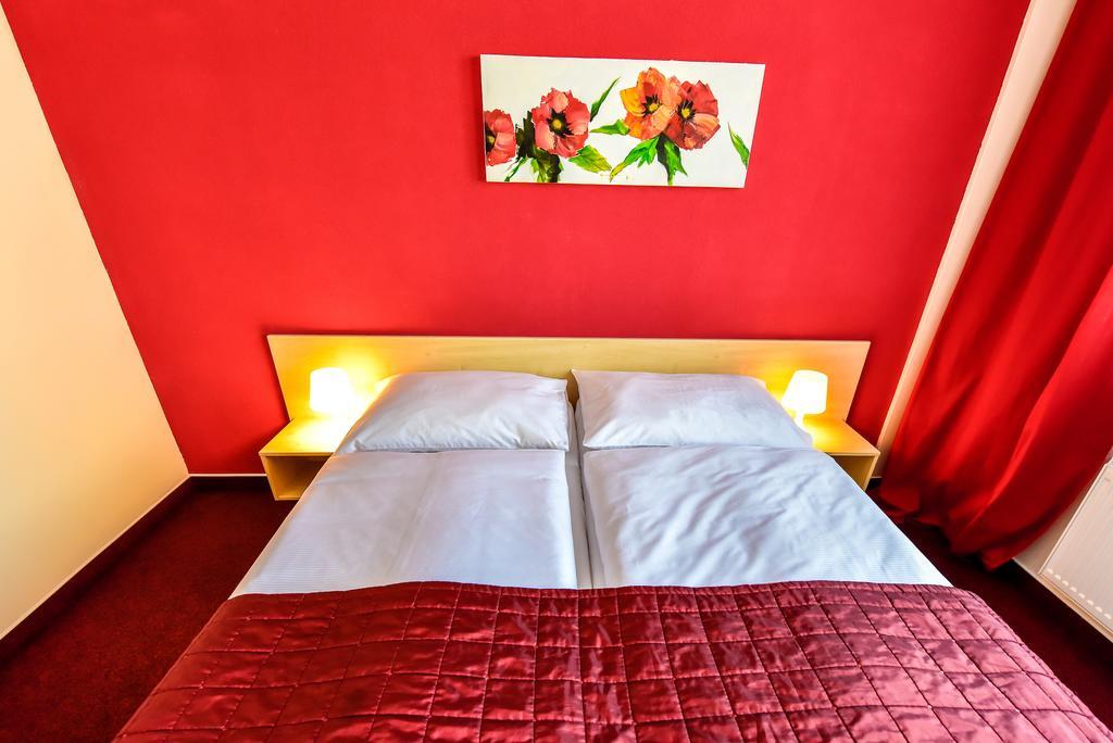 City Hostel Brno Modřice Extérieur photo