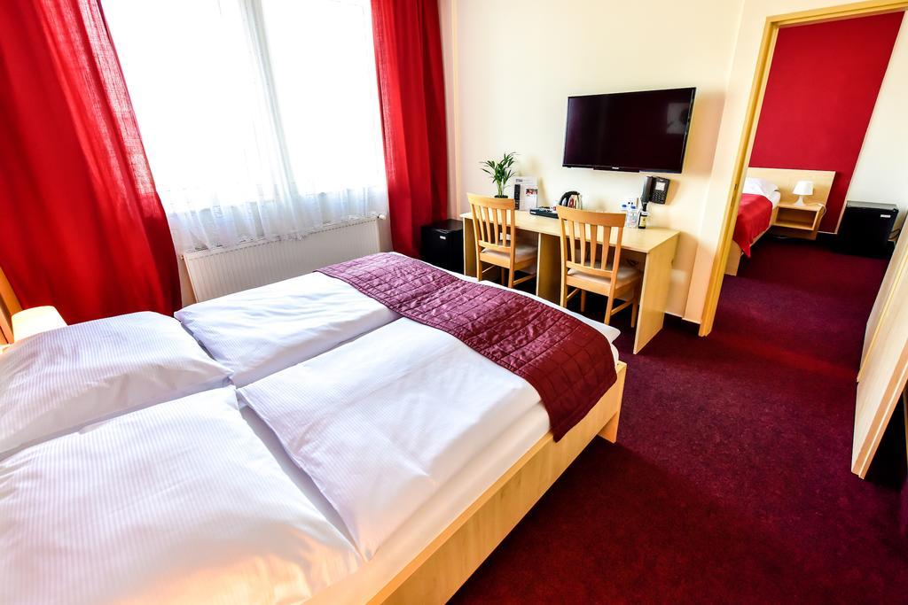 City Hostel Brno Modřice Extérieur photo